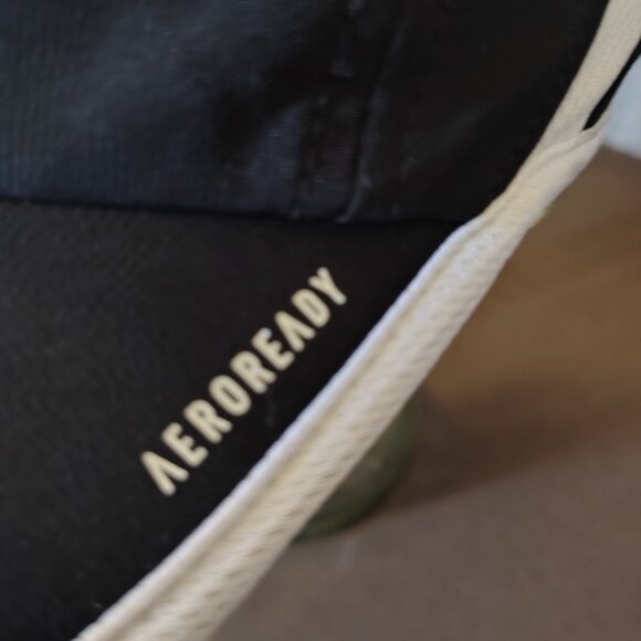 Boston Marathon Adidas Hat Cap Strap Back Black AeroReady Running Jogging - Picture 3 of 11